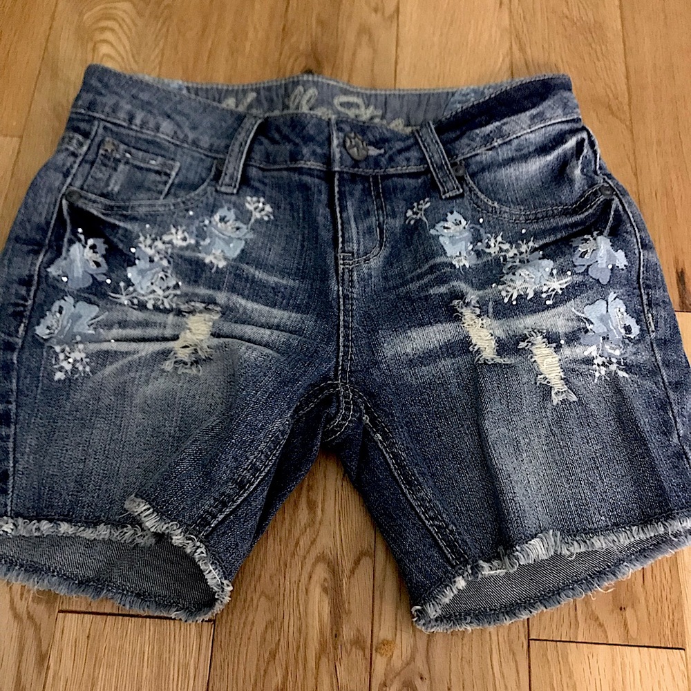Vanilla Star Shorts